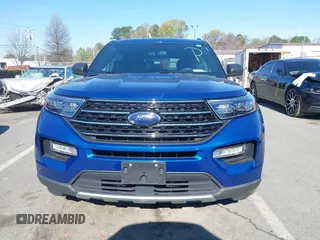 2020 Ford Explorer XLT with VIN 1FMSK7DH6LGB18394, listed as a IAAI auction lot 41876593 with 52,526 mi miles. Bid and sale history available at carsss.com. Image 12.