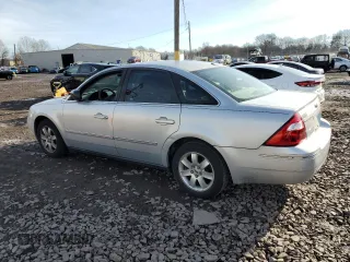 2005 Ford Five Hundred SEL with VIN 1FAFP241X5G131817, listed as a Copart auction lot 82194734 with 85,122 mi miles and Salvage Title. Bid and sale history available at carsss.com. Image 2.