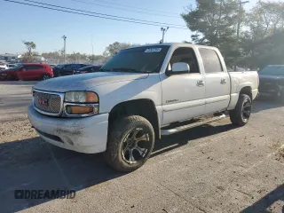 2006 GMC Sierra Denali z VIN 2GTEK63N961143391, wystawiony jako Copart lot #73767264 z przebiegiem Nie podano mil oraz Szkody całkowita. Historia ofert i sprzedaży dostępna na DreamBid. Obrazek 1.