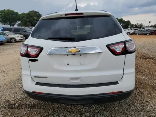 2017 Chevrolet Traverse LS with VIN 1GNKRFEDXHJ308125, listed as a Copart auction lot 60843655 with 139,892 mi miles and Salvage title. Bid and sale history available at DreamBid. Image 6.