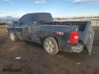 2013 Chevrolet Silverado 1500 LT with VIN 1GCNKSE0XDZ277308, listed as a Copart auction lot 43759375 with 182,037 mi miles and Salvage Title. Bid and sale history available at carsss.com. Image 2.
