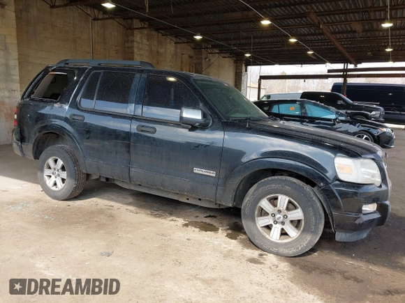 2006 Ford Explorer XLT with VIN 1FMEU73846UB53904, listed as a IAAI auction lot 41644809 with 132,986 mi miles. Bid and sale history available at carsss.com. Image 1.