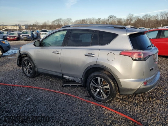 2018 Toyota RAV4 XLE with VIN 2T3WFREV8JW498673, listed as a Copart auction lot 87608275 with 93,439 mi miles and Salvage Title. Bid and sale history available at carsss.com. Image 2.
