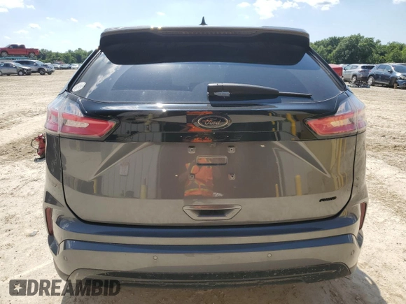 2024 Ford Edge SE z VIN 2FMPK4G98RBA31315, wystawiony jako Copart lot #62712835 z przebiegiem 20 040 mil mil oraz Szkoda całkowita • Salvage title. Historia ofert i sprzedaży dostępna na DreamBid. Obrazek 6.