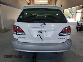 2002 Lexus RX 300 with VIN JTJHF10U720267677, listed as a Copart auction lot 74629634 with 190,105 mi miles and Salvage Title. Bid and sale history available at carsss.com. Image 6.