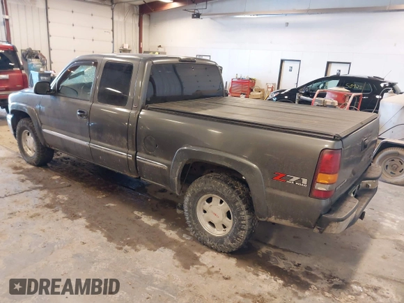 2000 GMC Sierra 1500 SLE with VIN 1GTEK19T2YZ290820, listed as a IAAI auction lot 41947833 with 125,333 mi miles and . Bid and sale history available at DreamBid. Image 3.