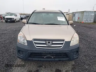 2006 Honda CR-V EX with VIN JHLRD78876C053190, listed as a IAAI auction lot 41906931 with 246,343 mi miles and . Bid and sale history available at carsss.com. Image 12.
