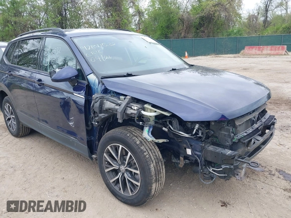 2021 Volkswagen Tiguan S с VIN 3VV1B7AX3MM150773, выставлен на аукционе IAAI как лот 42071532 с пробегом 45 284 миль миль и . История ставок и продаж доступна на DreamBid. Изображение 18.