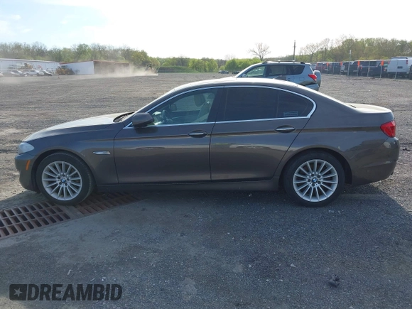 2013 BMW 5 Series 535i xDrive with VIN WBAFU7C53DDU77547, listed as a IAAI auction lot 42086487 with 183,738 mi miles and . Bid and sale history available at carsss.com. Image 15.