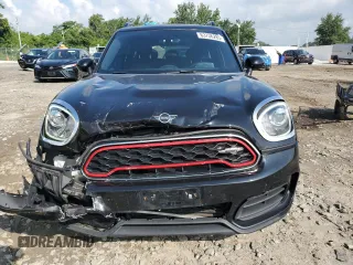 2019 MINI Countryman John Cooper Works with VIN WMZYV9C5XK3F02695, listed as a Copart auction lot 63736285 with 82,706 mi miles and Salvage title. Bid and sale history available at DreamBid. Image 5.
