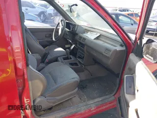 1994 Isuzu Rodeo LS z VIN 4S2CY58V6R4322459, wystawiony jako IAAI lot #42476512 z przebiegiem 179 635 mil mil oraz . Historia ofert i sprzedaży dostępna na DreamBid. Obrazek 5.