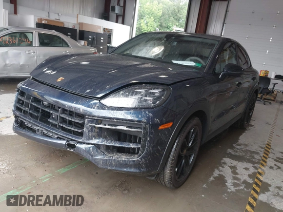 2024 Porsche Cayenne z VIN WP1BA2AY3RDA52863, wystawiony jako IAAI lot #42317622 z przebiegiem Nie podano mil oraz . Historia ofert i sprzedaży dostępna na DreamBid. Obrazek 17.