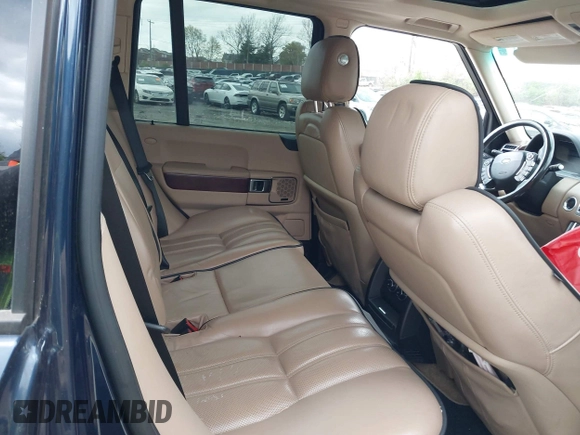 2011 Land Rover Range Rover HSE Lux с VIN SALMF1D46BA353724, выставлен на аукционе IAAI как лот 42019083 с пробегом 173 728 миль миль и . История ставок и продаж доступна на DreamBid. Изображение 8.
