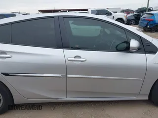 2017 Toyota Prius Two with VIN JTDKARFU7H3531159, listed as a IAAI auction lot 41282942 with 98,146 mi miles. Bid and sale history available at carsss.com. Image 14.