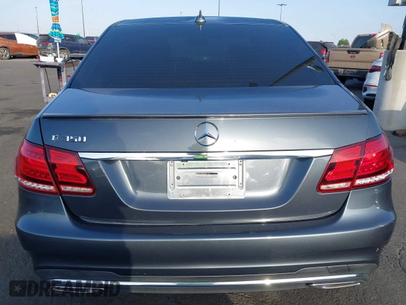 2014 Mercedes-Benz E 350 Sport with VIN WDDHF5KBXEB072371, listed as a IAAI auction lot 42564574 with 73,331 mi miles and . Bid and sale history available at DreamBid. Image 16.