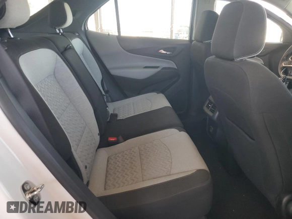 2022 Chevrolet Equinox LS z VIN 3GNAXHEVXNS237315, wystawiony jako Copart lot #57390925 z przebiegiem 22 590 mil mil oraz Szkoda całkowita • Salvage title. Historia ofert i sprzedaży dostępna na DreamBid. Obrazek 11.