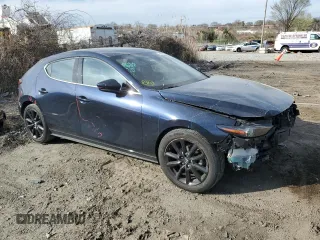 2020 Mazda Mazda3 Hatchback Premium Package with VIN JM1BPANM8L1164276, listed as a Copart auction lot 46992673 with 34,212 mi miles. Bid and sale history available at carsss.com. Image 4.