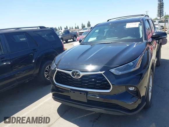 2021 Toyota Highlander L with VIN 5TDZZRAH9MS053319, listed as a IAAI auction lot 42478652 with 48,687 mi miles and . Bid and sale history available at DreamBid. Image 12.