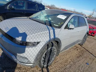 2023 Hyundai IONIQ 5 Limited with VIN KM8KRDAF4PU228543, listed as a IAAI auction lot 41370650 with 1 mi miles. Bid and sale history available at carsss.com. Image 2.
