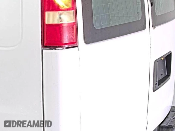 2012 Chevrolet Express Cargo z VIN 1GCSGAFX8C1135353, wystawiony jako IAAI lot #42610415 z przebiegiem 143 913 mil mil oraz . Historia ofert i sprzedaży dostępna na DreamBid. Obrazek 24.