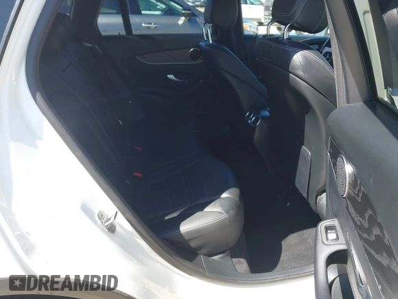 2018 Mercedes-Benz GLC 300 with VIN WDC0G4JB9JV056407, listed as a IAAI auction lot 41965217 with 77,228 mi miles and . Bid and sale history available at DreamBid. Image 8.
