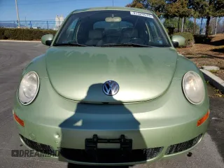 2009 Volkswagen New Beetle Coupe S with VIN 3VWPW31C19M518360, listed as a Copart auction lot 81329574 with 126,908 mi miles and Clean Title. Bid and sale history available at carsss.com. Image 5.