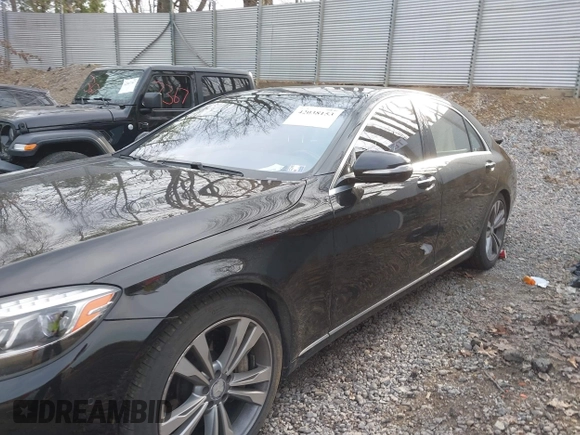 2015 Mercedes-Benz S 550 with VIN WDDUG8FB9FA111742, listed as a IAAI auction lot 42038153 with 119,711 mi miles and . Bid and sale history available at DreamBid. Image 22.