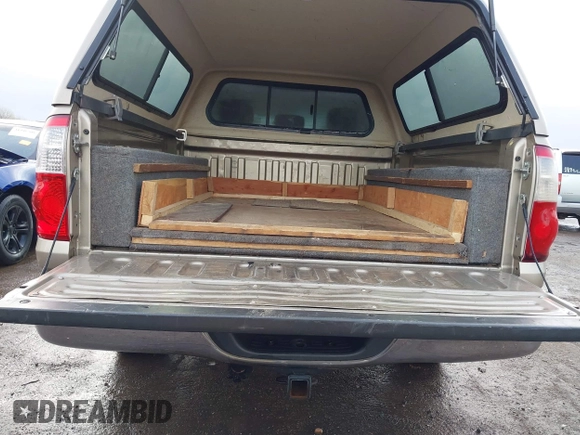 2006 Toyota Tundra SR5 with VIN 5TBET34106S512373, listed as a IAAI auction lot 41919438 with 112,699 mi miles and . Bid and sale history available at DreamBid. Image 17.