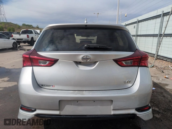2016 Scion iM z VIN JTNKARJE8GJ518412, wystawiony jako Copart lot #56899965 z przebiegiem 66 833 mil mil oraz Szkoda całkowita • Salvage title. Historia ofert i sprzedaży dostępna na DreamBid. Obrazek 6.