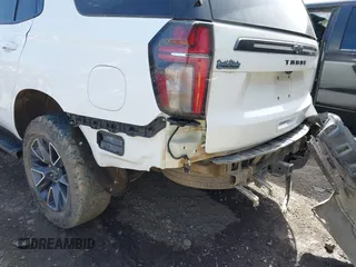 2021 Chevrolet Tahoe Z71 with VIN 1GNSKPKD7MR117286, listed as a IAAI auction lot 41778088 with 87,938 mi miles and . Bid and sale history available at DreamBid. Image 6.