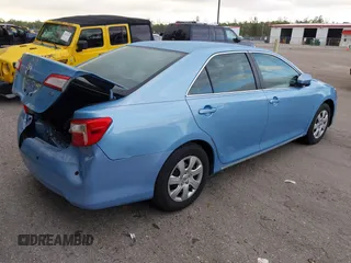 2012 Toyota Camry L z VIN 4T1BF1FK8CU517092, wystawiony jako IAAI lot #42124779 z przebiegiem 73 183 mil mil oraz . Historia ofert i sprzedaży dostępna na DreamBid. Obrazek 4.
