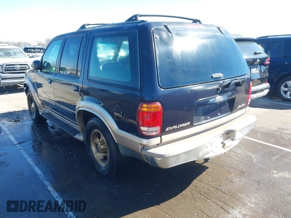 2000 Ford Explorer Eddie Bauer z VIN 1FMDU74E6YZB25124, wystawiony jako IAAI lot #41705960 z przebiegiem 204 513 mil mil oraz . Historia ofert i sprzedaży dostępna na DreamBid. Obrazek 3.