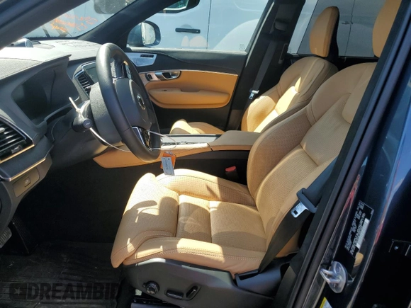 2024 Volvo XC90 Ultimate Bright Theme with VIN YV4062PF9R1235148, listed as a Copart auction lot 70778004 with 3,913 mi miles and Salvage Title. Bid and sale history available at carsss.com. Image 7.