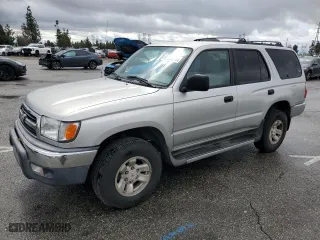 2000 Toyota 4Runner with VIN JT3GM84RXY0064640, listed as a Copart auction lot 48908685 with 175,700 mi miles and Salvage Title. Bid and sale history available at carsss.com. Image 1.