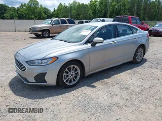 2020 Ford Fusion SE with VIN 3FA6P0LU4LR212740, listed as a IAAI auction lot 42374044 with 146,927 mi miles and . Bid and sale history available at DreamBid. Image 17.