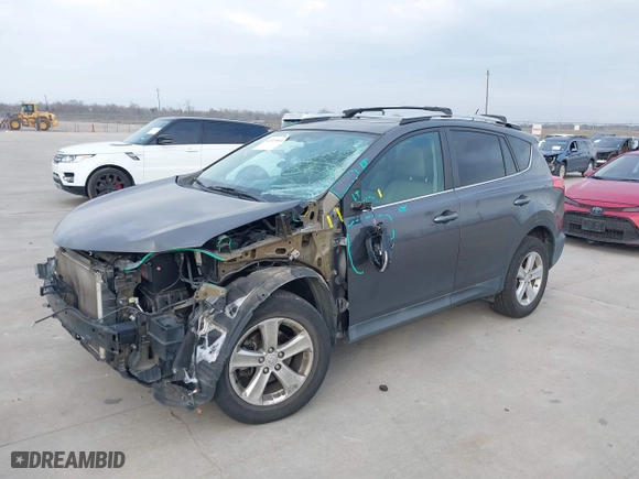 2013 Toyota RAV4 XLE with VIN 2T3WFREV5DW026824, listed as a IAAI auction lot 41519801 with 91,061 mi miles. Bid and sale history available at carsss.com. Image 2.