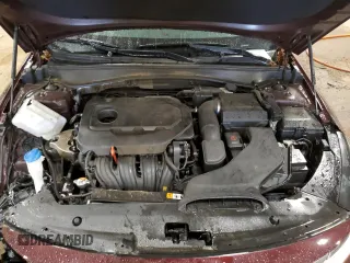 2017 Kia Optima LX z VIN 5XXGT4L3XHG142837, wystawiony jako Copart lot #55059965 z przebiegiem 135 651 mil mil oraz Szkoda całkowita • Salvage title. Historia ofert i sprzedaży dostępna na DreamBid. Obrazek 11.