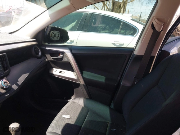 2018 Toyota RAV4 LE with VIN JTMZFREV2JJ190085, listed as a IAAI auction lot 41895635 with 54,577 mi miles. Bid and sale history available at carsss.com. Image 5.