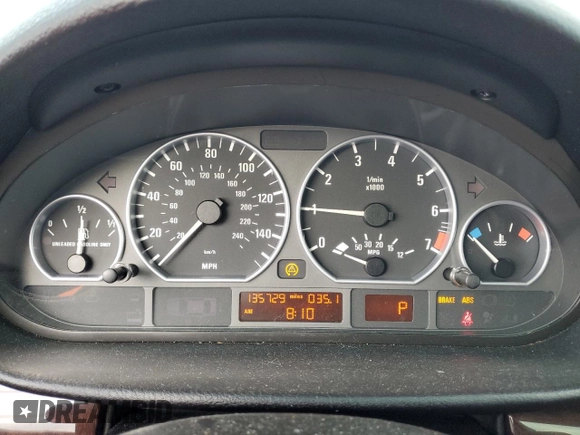 2004 BMW 3 Series 330xi with VIN WBAEW534X4PN33452, listed as a Copart auction lot 54746735 with 135,729 mi miles and Salvage title. Bid and sale history available at DreamBid. Image 9.