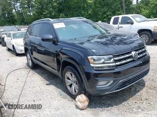 2018 Volkswagen Atlas SEL z VIN 1V2ER2CA9JC500412, wystawiony jako IAAI lot #42409936 z przebiegiem 154 369 mil mil oraz . Historia ofert i sprzedaży dostępna na DreamBid. Obrazek 1.