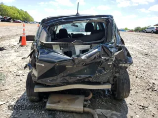 2010 Toyota Matrix with VIN 2T1KU4EE5AC264377, listed as a Copart auction lot 51776775 with 224,754 mi miles and Salvage Title. Bid and sale history available at carsss.com. Image 6.