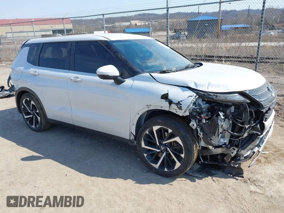 2022 Mitsubishi Outlander SE z VIN JA4J4UA80NZ033078, wystawiony jako IAAI lot #41773711 z przebiegiem 52 428 mil mil oraz . Historia ofert i sprzedaży dostępna na DreamBid. Obrazek 1.