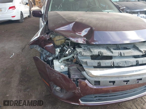 2011 Ford Fusion SEL with VIN 3FAHP0JG7BR324789, listed as a IAAI auction lot 42039962 with 164,726 mi miles. Bid and sale history available at carsss.com. Image 6.
