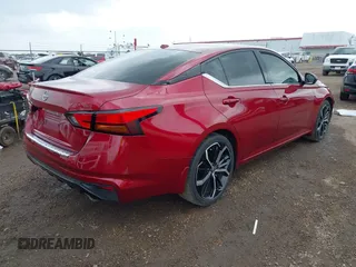 2023 Nissan Altima SR z VIN 1N4BL4CV7PN382237, wystawiony jako IAAI lot #42083145 z przebiegiem 20 274 mil mil oraz . Historia ofert i sprzedaży dostępna na DreamBid. Obrazek 4.