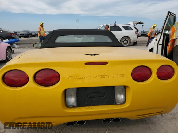 2002 Chevrolet Corvette with VIN 1G1YY32G925134639, listed as a Copart auction lot 76162224 with 0 mi miles and Salvage Title. Bid and sale history available at carsss.com. Image 6.