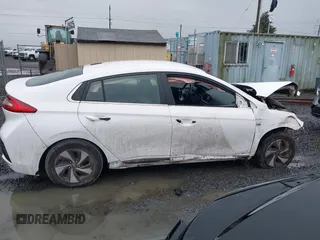 2017 Hyundai Ioniq SEL z VIN KMHC75LC2HU048174, wystawiony jako IAAI lot #41836913 z przebiegiem 69 293 mil mil oraz . Historia ofert i sprzedaży dostępna na DreamBid. Obrazek 13.