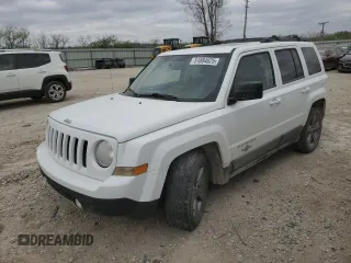 2014 Jeep Patriot Latitude with VIN 1C4NJPFAXED625758, listed as a Copart auction lot 51084625 with 186,517 mi miles and Salvage Title. Bid and sale history available at carsss.com. Image 1.