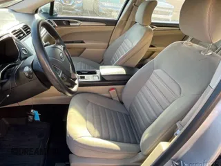 2019 Ford Fusion Hybrid SE with VIN 3FA6P0LU2KR184032, listed as a IAAI auction lot 42058612 with 89,307 mi miles. Bid and sale history available at carsss.com. Image 1.
