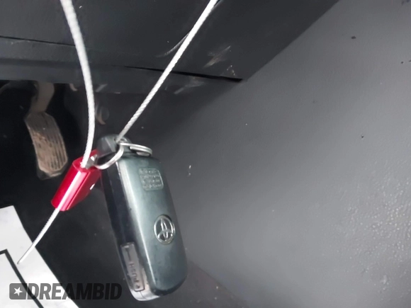 2019 Toyota Highlander SE с VIN 5TDKZRFH6KS566163, выставлен на аукционе IAAI как лот 41714920 с пробегом 87 132 миль миль и . История ставок и продаж доступна на DreamBid. Изображение 11.
