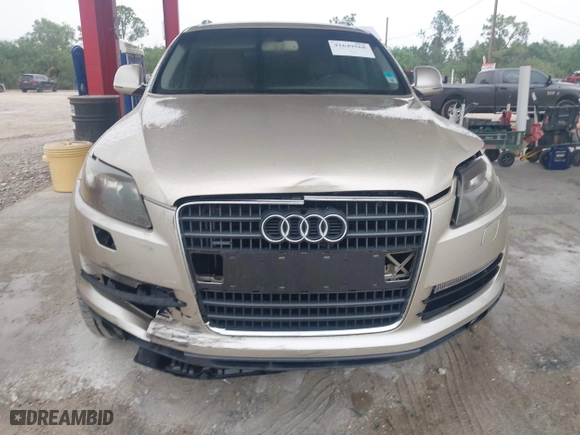 2009 Audi Q7 with VIN WA1AY74L99D023707, listed as a IAAI auction lot 41649568 with 166,968 mi miles. Bid and sale history available at carsss.com. Image 6.